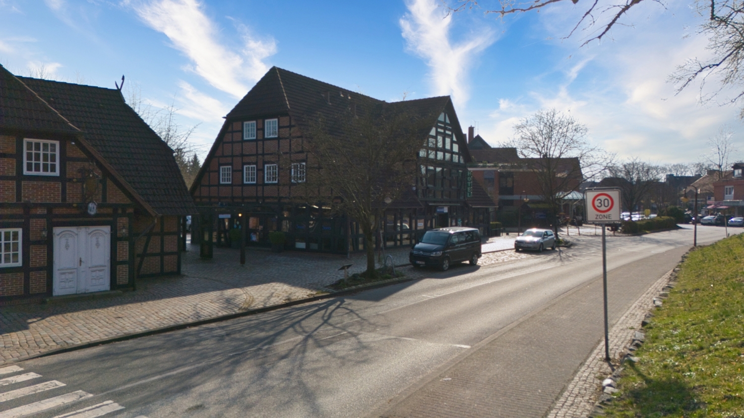 Straßenansicht