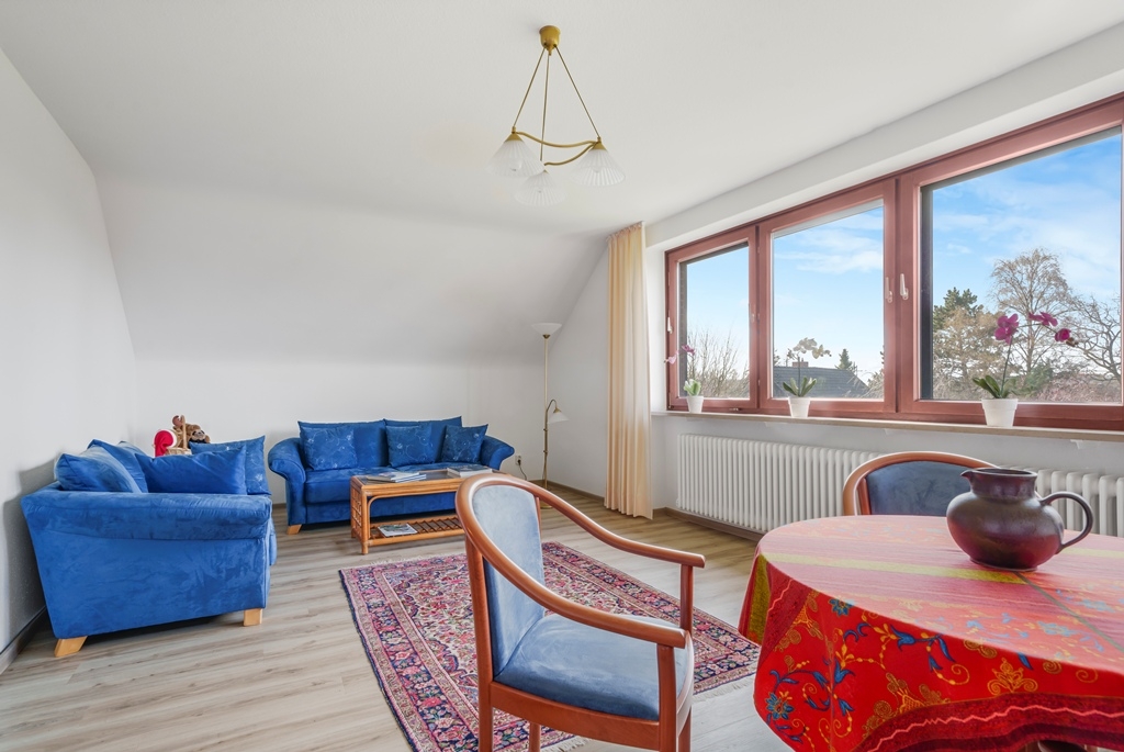 Wohnzimmer DG