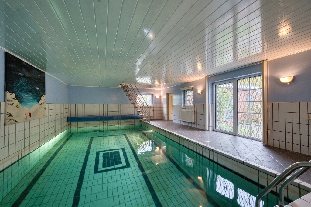 Schwimmbad