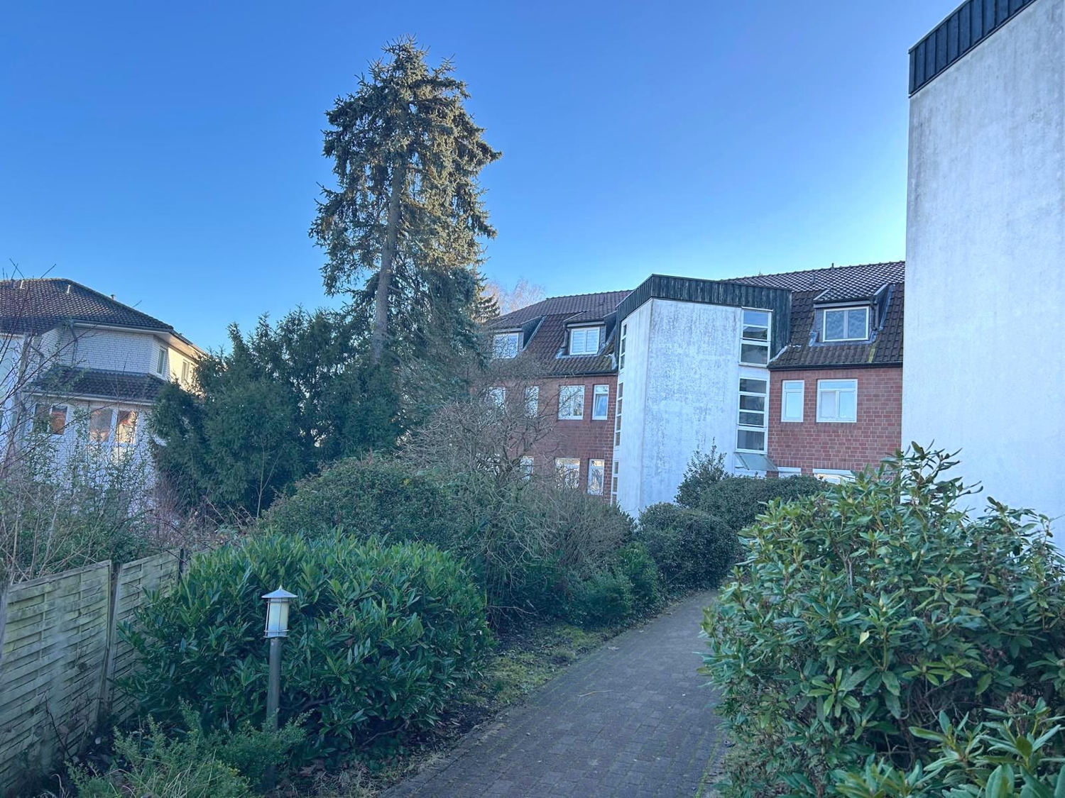 Eingangsansicht-18-12-52-06