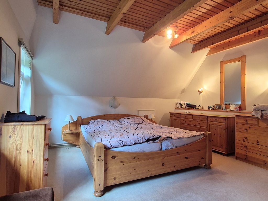 Schlafzimmer DG